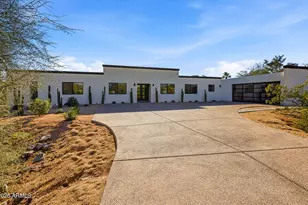 6516 N 43rd Pl, Paradise Valley, AZ 85253 - Photo 1