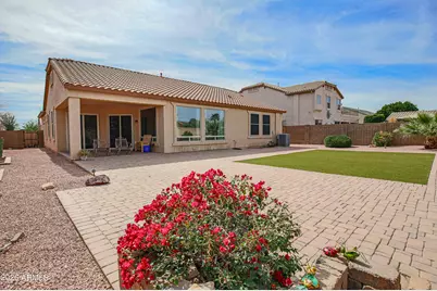 17774 W Dahlia Drive, Surprise, AZ 85388 - Photo 34