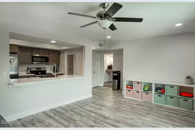 14811 N 55th Avenue, Glendale, AZ 85306 - Photo 12