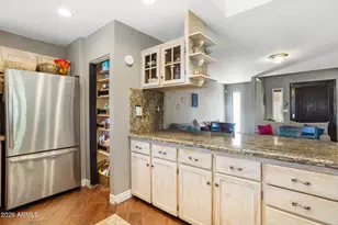 2220 E Blanche Dr, Phoenix, AZ 85022 - Photo 8