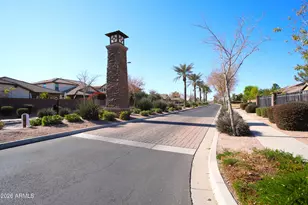 114 E Prescott Dr, Chandler, AZ 85249 - Photo 72