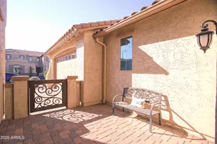 114 E Prescott Dr, Chandler, AZ 85249 - Photo 8