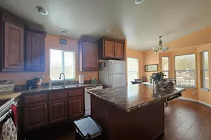 650 N Hawes Rd, Mesa, AZ 85207 - Photo 16