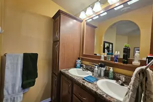 650 N Hawes Rd, Mesa, AZ 85207 - Photo 28