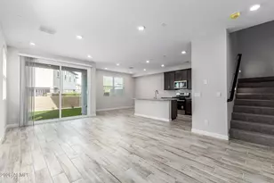 21114 N 58th Way, Phoenix, AZ 85054 - Photo 4