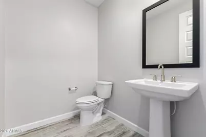 21114 N 58th Way, Phoenix, AZ 85054 - Photo 10