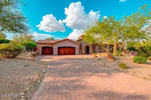 8596 S San Filipe Dr, Goodyear, AZ 85338 - Photo 2