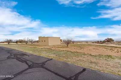 8585 S Palisades Drive, Hereford, AZ 85615 - Photo 6