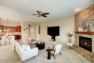 21098 N 76th Ave, Glendale, AZ 85308 - Photo 12