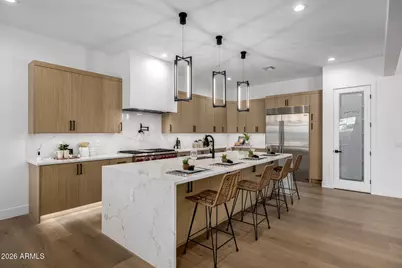 3028 N 47th Place, Phoenix, AZ 85018 - Photo 24