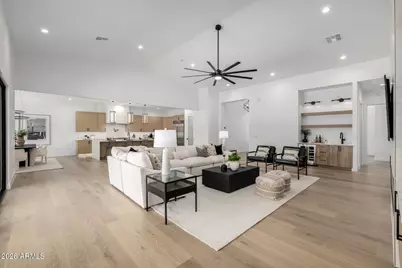 3028 N 47th Place, Phoenix, AZ 85018 - Photo 20