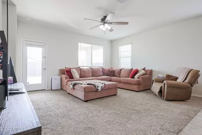 31029 W Columbus Avenue, Buckeye, AZ 85396 - Photo 4