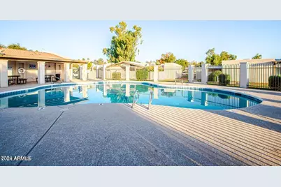 2130 W Camino Street #5, Mesa, AZ 85201 - Photo 10