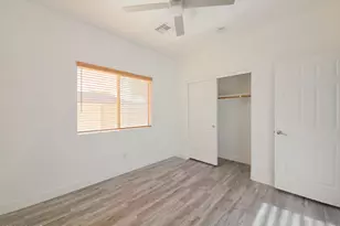 2545 W Brilliant Sky Dr, Phoenix, AZ 85085 - Photo 20