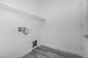 2545 W Brilliant Sky Dr, Phoenix, AZ 85085 - Photo 20