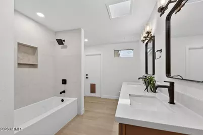 8713 E Sage Drive, Scottsdale, AZ 85250 - Photo 22