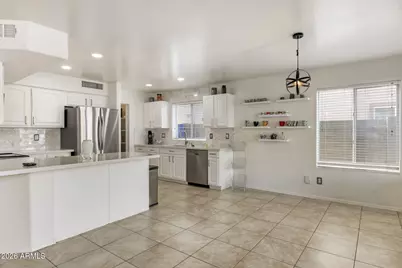 11623 N 151st Lane, Surprise, AZ 85379 - Photo 12