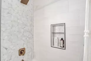 5639 W Bonanza Ln, Phoenix, AZ 85083 - Photo 46