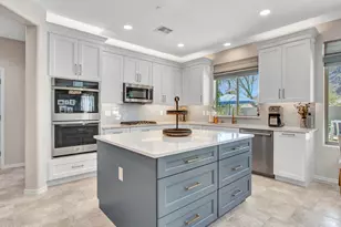 5639 W Bonanza Ln, Phoenix, AZ 85083 - Photo 6