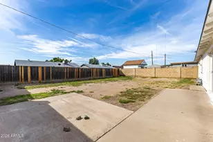 7265 W Camelback Rd, Phoenix, AZ 85033 - Photo 28