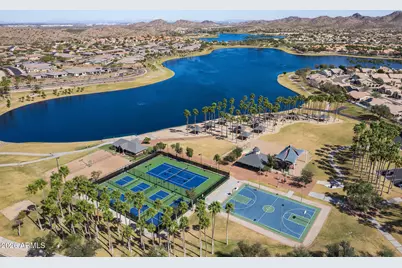 18177 W Cactus Flower Drive, Goodyear, AZ 85338 - Photo 4