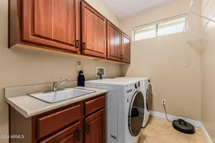 19426 N Coronado Ridge Dr, Surprise, AZ 85387 - Photo 32