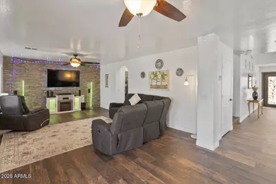 2005 S 81st Drive, Phoenix, AZ 85043 - Photo 18