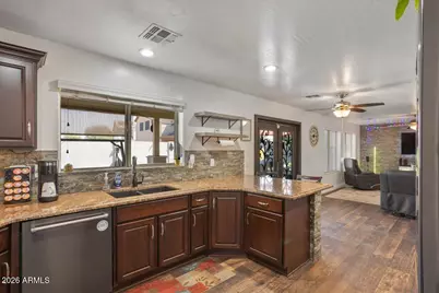 2005 S 81st Drive, Phoenix, AZ 85043 - Photo 16