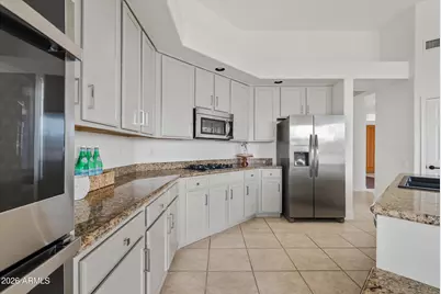 14834 S 5th Avenue, Phoenix, AZ 85045 - Photo 6