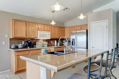 8527 E Milagro Avenue, Mesa, AZ 85209 - Photo 4