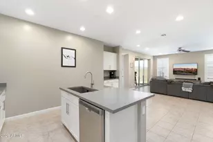 4041 E Amber Ln, Gilbert, AZ 85296 - Photo 12