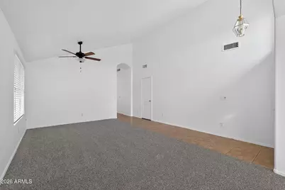 6370 W Wahalla Lane, Glendale, AZ 85308 - Photo 10