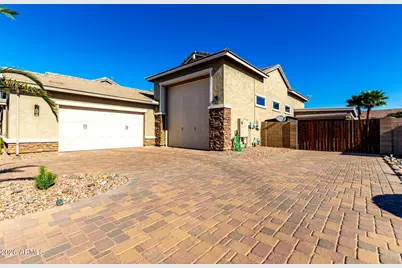 18360 W Montecito Avenue, Goodyear, AZ 85395 - Photo 4