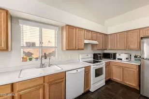 18604 N 30th Pl, Phoenix, AZ 85050 - Photo 16