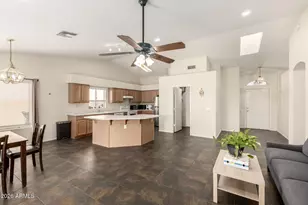 18604 N 30th Pl, Phoenix, AZ 85050 - Photo 12