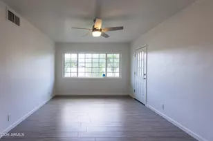 8322 E Wilshire Dr, Scottsdale, AZ 85257 - Photo 8