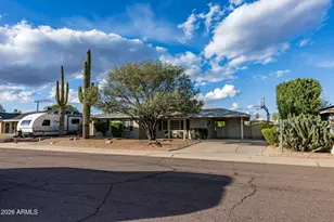 8322 E Wilshire Dr, Scottsdale, AZ 85257 - Photo 1