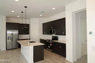 3831 E Rainbow Dr, Chandler, AZ 85249 - Photo 10