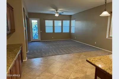 7206 N 88th Lane, Glendale, AZ 85305 - Photo 6