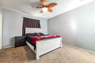 3701 W Echo Ln, Phoenix, AZ 85051 - Photo 6