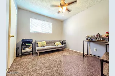 3701 W Echo Lane, Phoenix, AZ 85051 - Photo 8