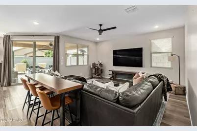 14041 W Monte Vista Road, Goodyear, AZ 85395 - Photo 10