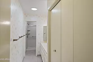 9654 N 18th St, Phoenix, AZ 85020 - Photo 32