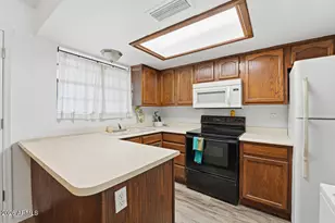 6610 W Kingston Ln, Glendale, AZ 85306 - Photo 6