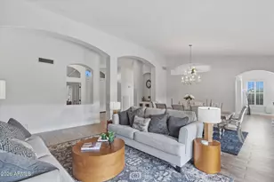 981 E Constitution Dr, Gilbert, AZ 85296 - Photo 8