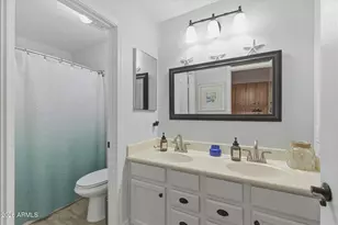 981 E Constitution Dr, Gilbert, AZ 85296 - Photo 24