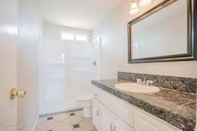 8017 W Meadowbrook Avenue, Phoenix, AZ 85033 - Photo 4