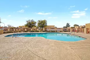 948 S Alma School Rd, Mesa, AZ 85210 - Photo 28