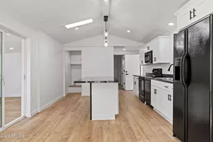 245 S 56th St, Mesa, AZ 85206 - Photo 32