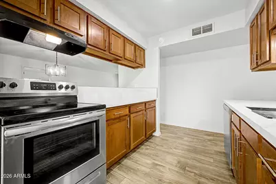 9112 E Vine Avenue, Mesa, AZ 85208 - Photo 6